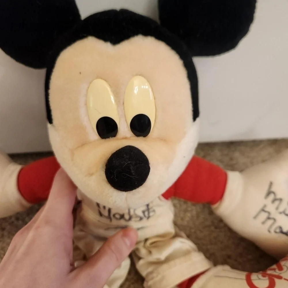 Vintage‎ Mickey Mouse Plush Signed By Characters #BB
